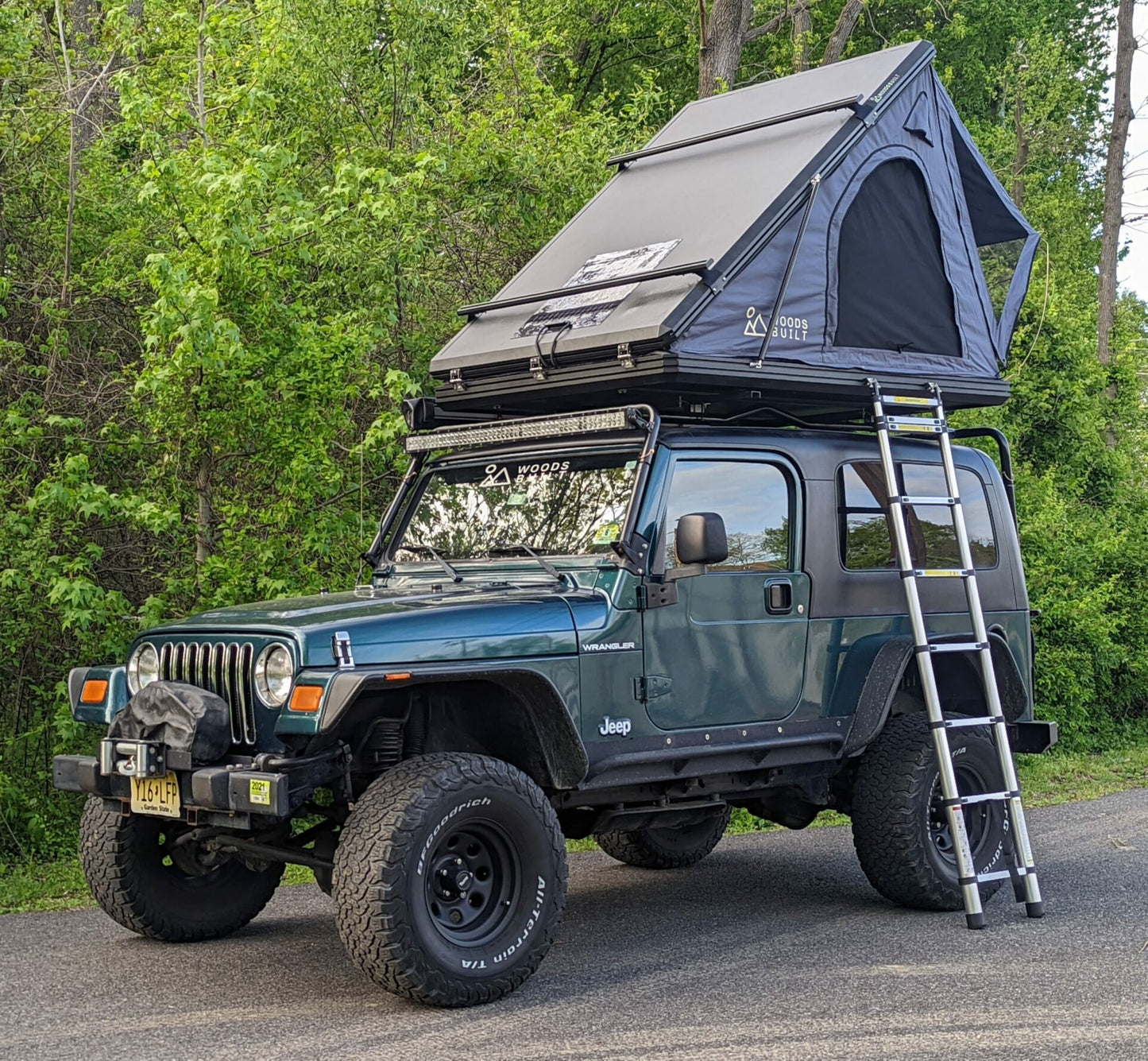 Mountaineer Aluminum Roof Top Tent with Solar